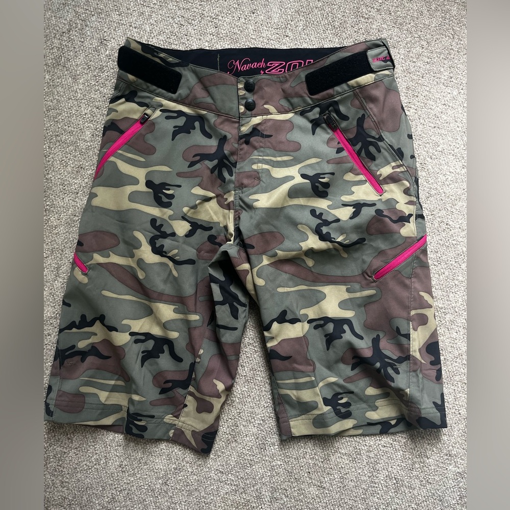 Navad Camo Bike Shorts for Women - Green and Pink